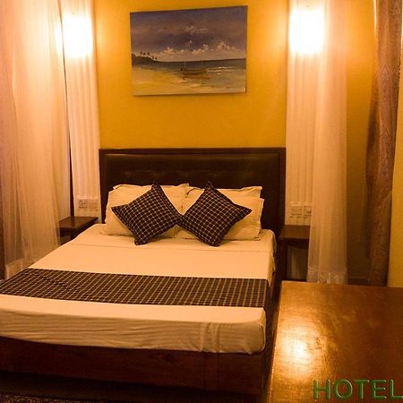 Hotel Radiance Момбаса Экстерьер фото